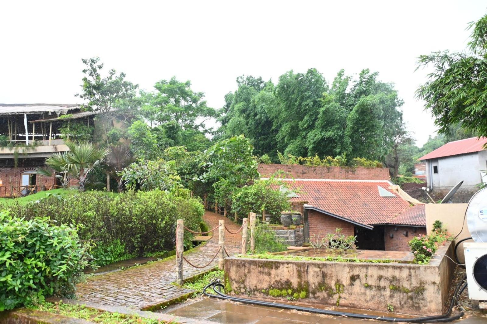 Bamboo And Bricks Resort Welhe Ngoại thất bức ảnh