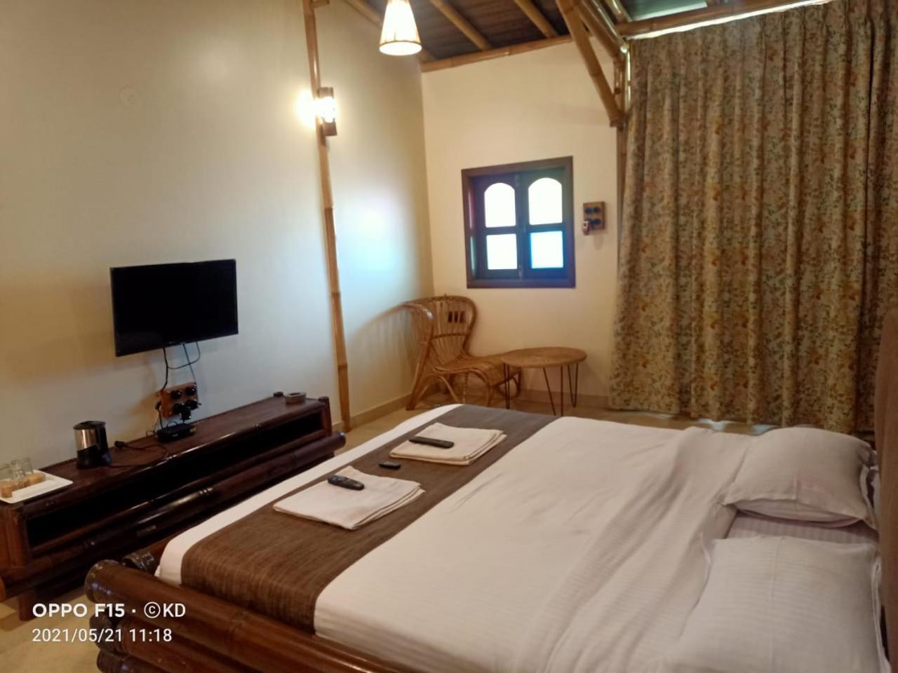 Bamboo And Bricks Resort Welhe Ngoại thất bức ảnh