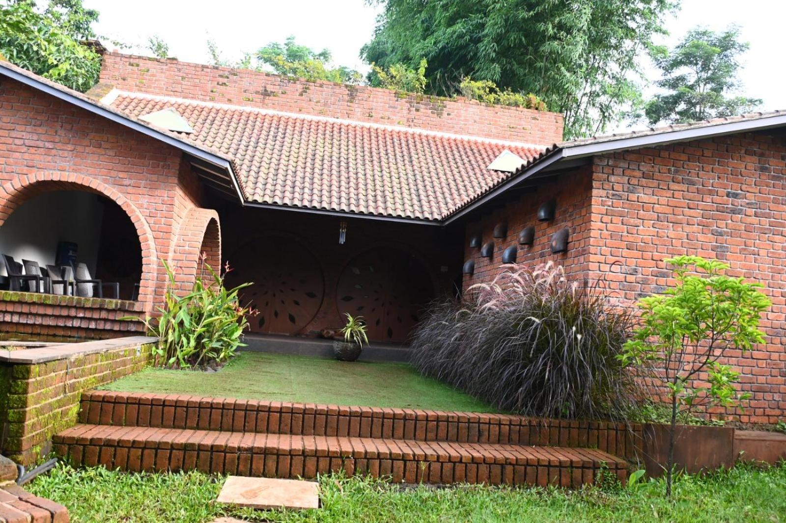 Bamboo And Bricks Resort Welhe Ngoại thất bức ảnh