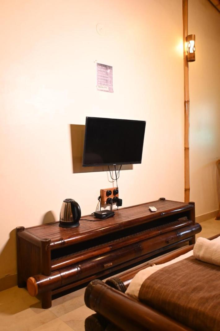 Bamboo And Bricks Resort Welhe Ngoại thất bức ảnh
