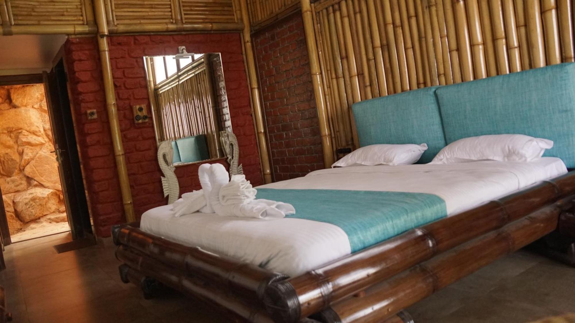 Bamboo And Bricks Resort Welhe Ngoại thất bức ảnh